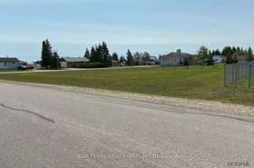 11 GRENIER Ave, Cochrane, Ontario