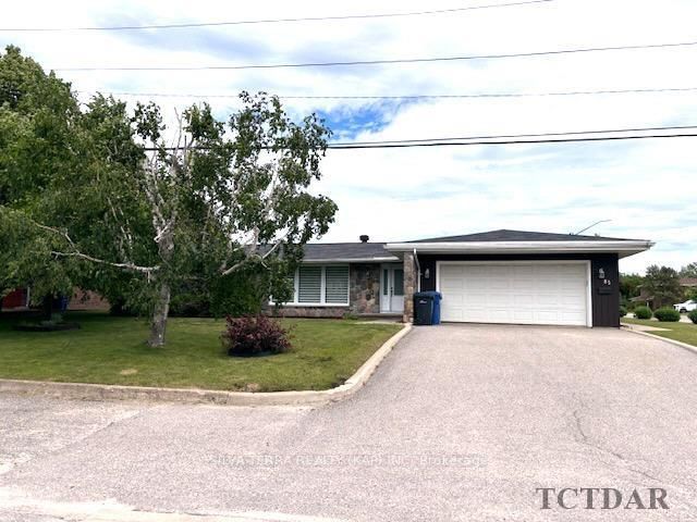 85 AVENUE Rd, Kapuskasing, Ontario, 