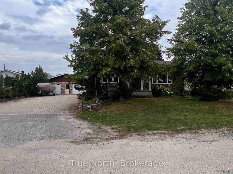 4 Erickson Ave, Kapuskasing, Ontario, 