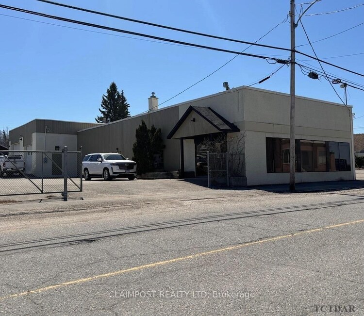 4 & 6 Father Costello Dr, Timmins, Ontario, SCH - Main Area