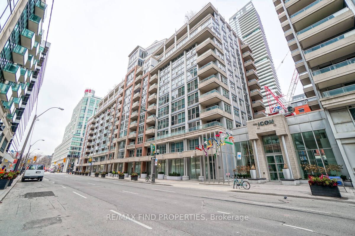 270 Wellington St W, Toronto, Ontario, Waterfront Communities C1