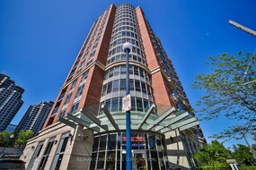 8 McKee Ave