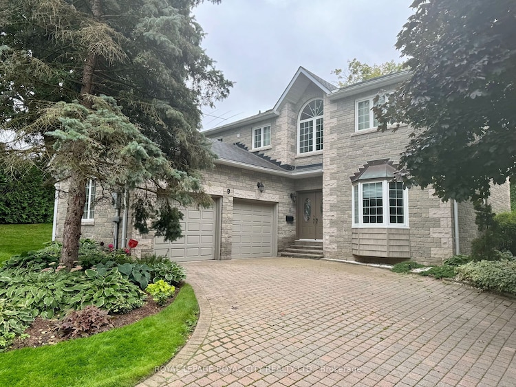 25 Manor Park Cres, Guelph, Ontario, Old University