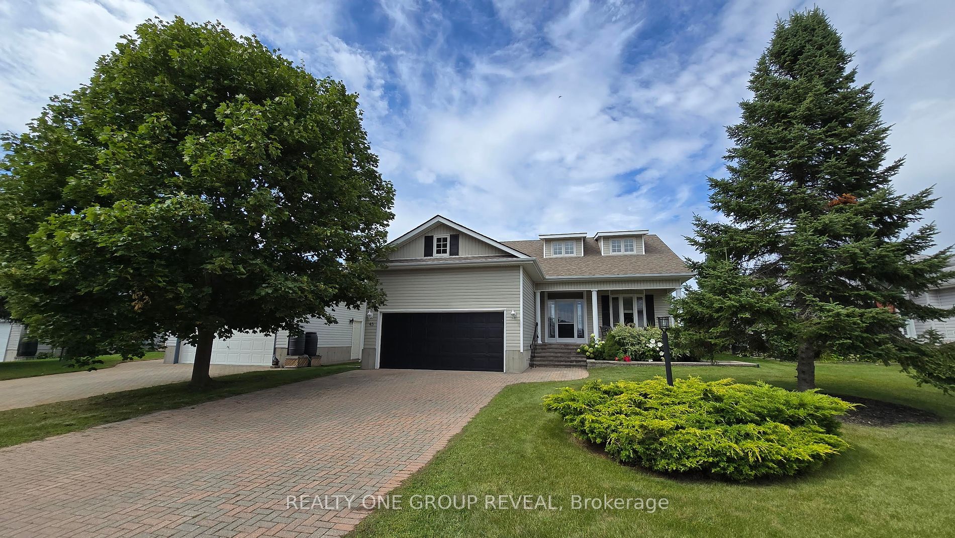 45 Elmdale Dr, Prince Edward County, Ontario, Wellington