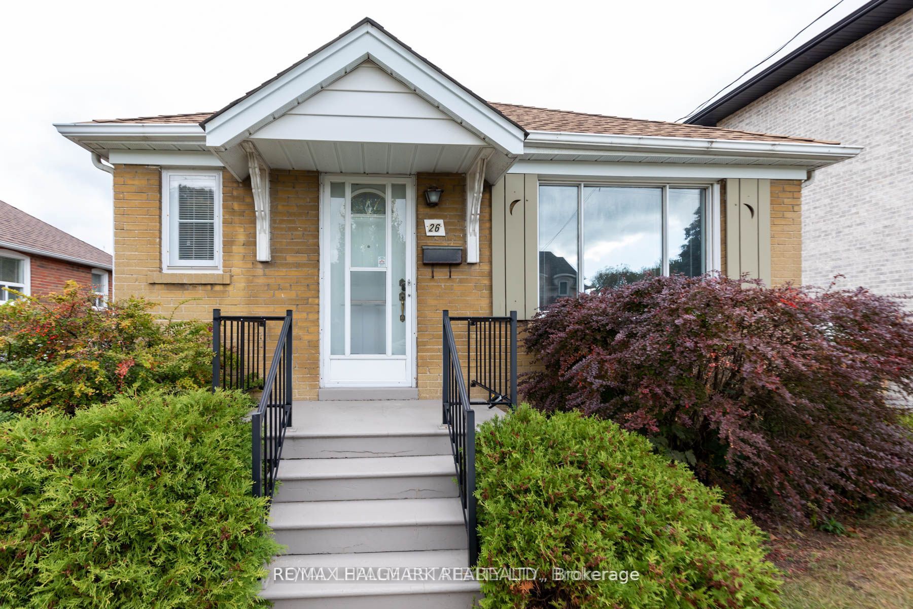 26 Edgecroft Rd, Toronto, Ontario, Stonegate-Queensway