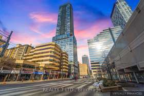 488 University Ave, Toronto, Ontario