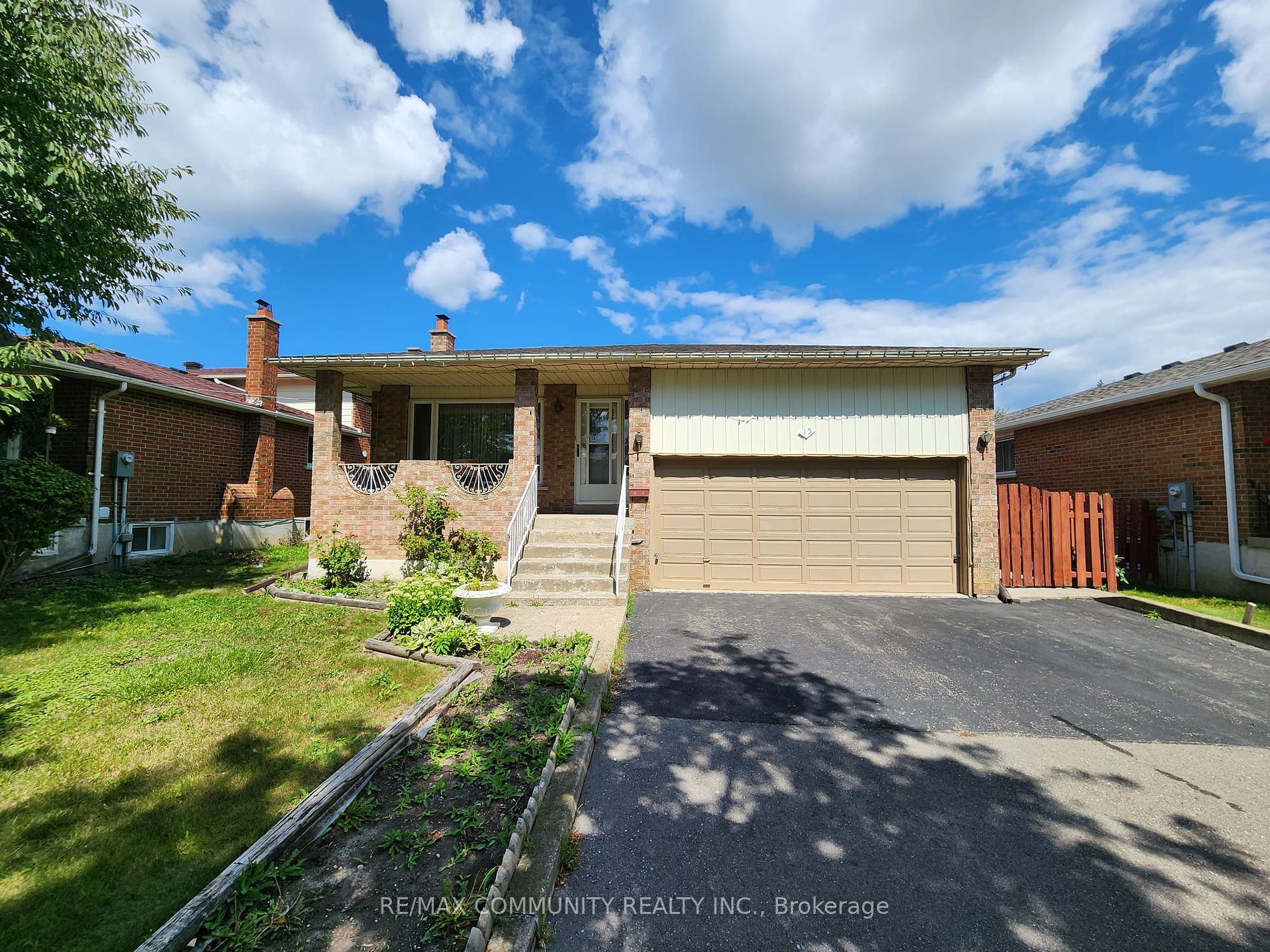 15 Maitland St, Brampton, Ontario, Central Park