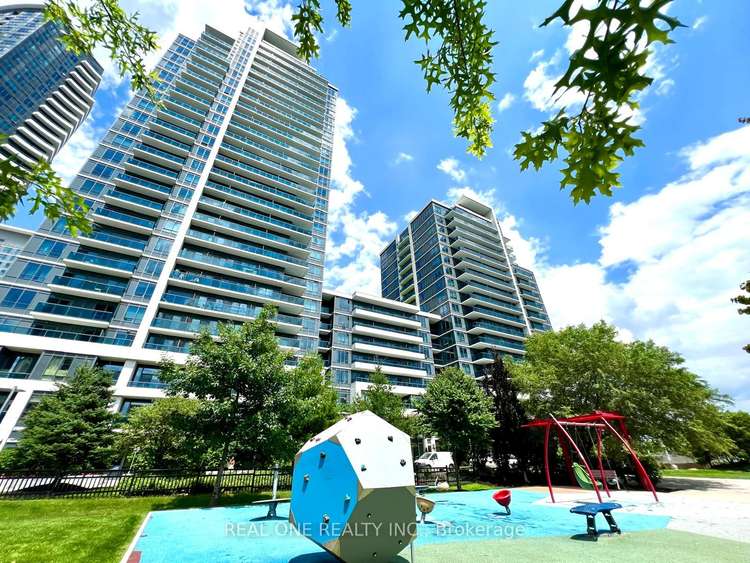 7165 Yonge St, Markham, Ontario, Thornhill