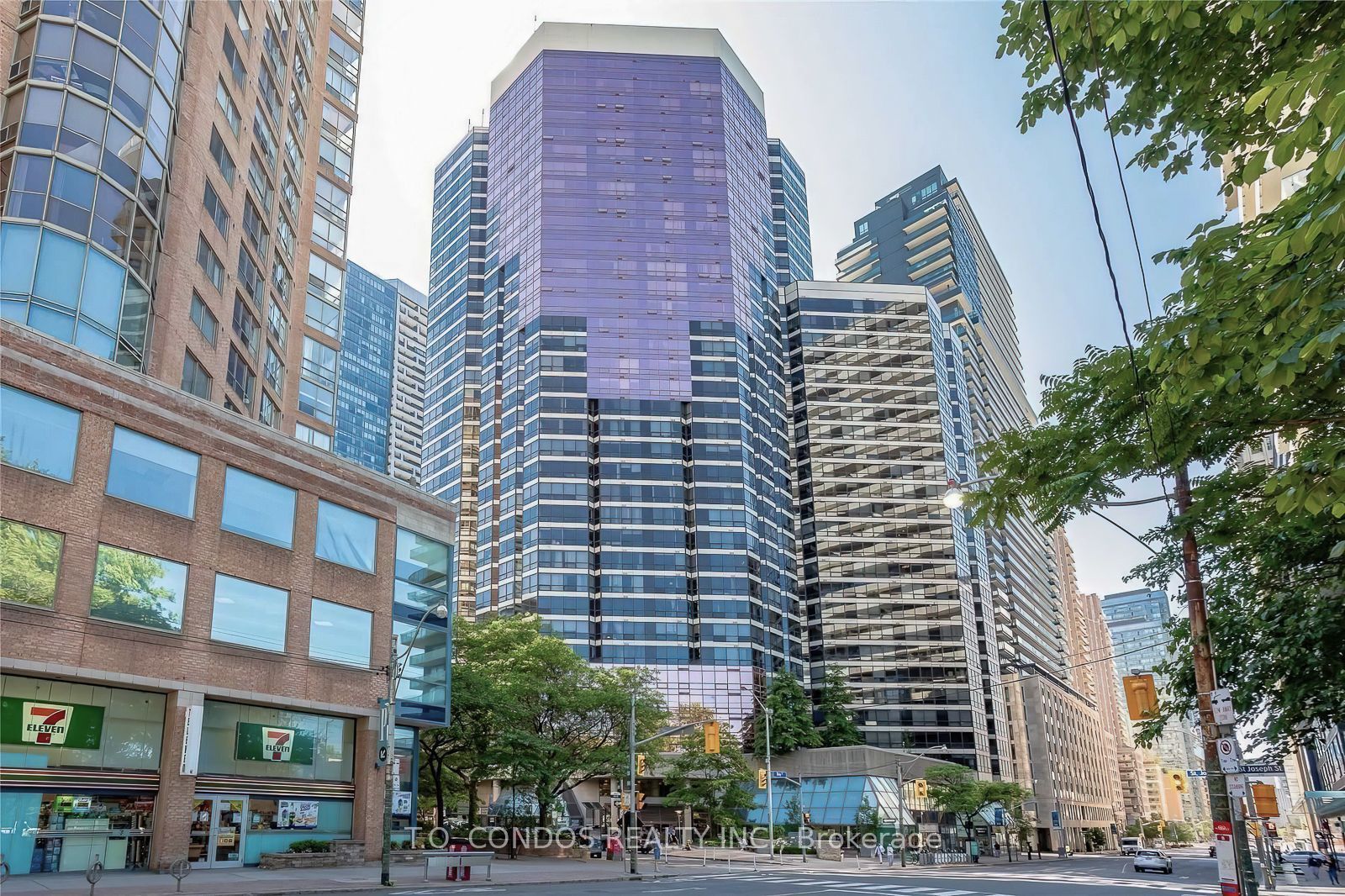 1001 Bay St, Toronto, Ontario, Bay Street Corridor