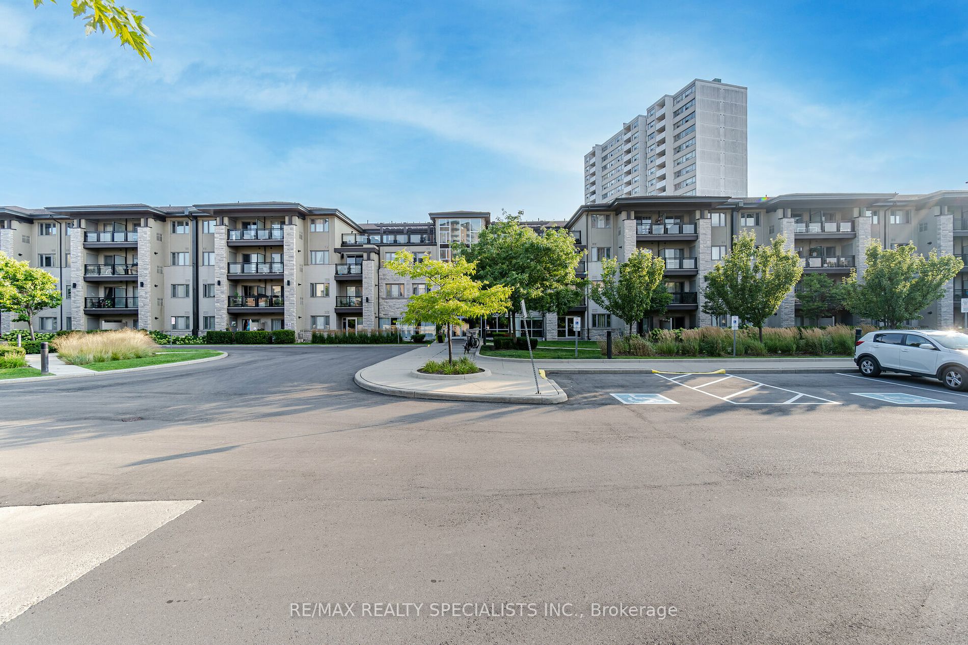 570 Lolita Gardens, Mississauga, Ontario, Mississauga Valleys