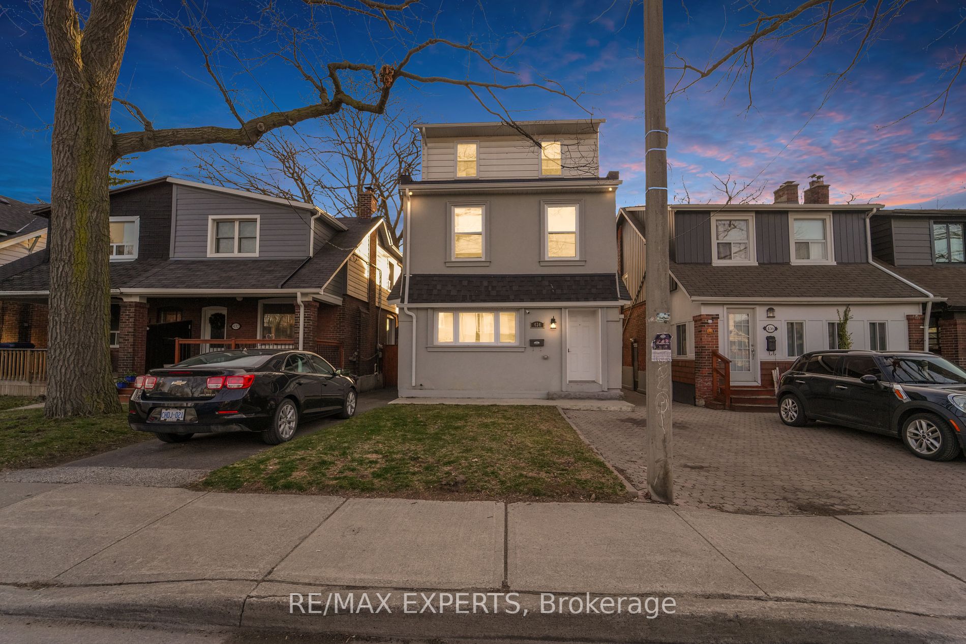 434 Victoria Park Ave, Toronto, Ontario, East End-Danforth