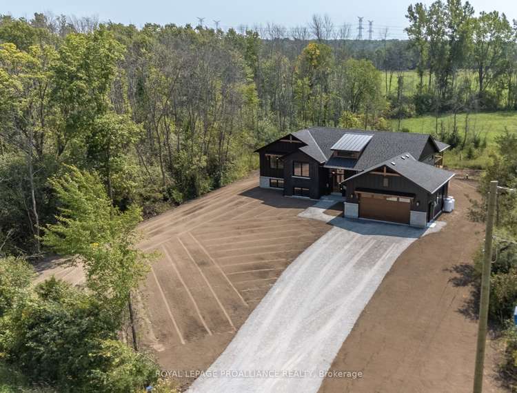 2400 BLESSINGTON Rd, Tyendinaga, Ontario, 