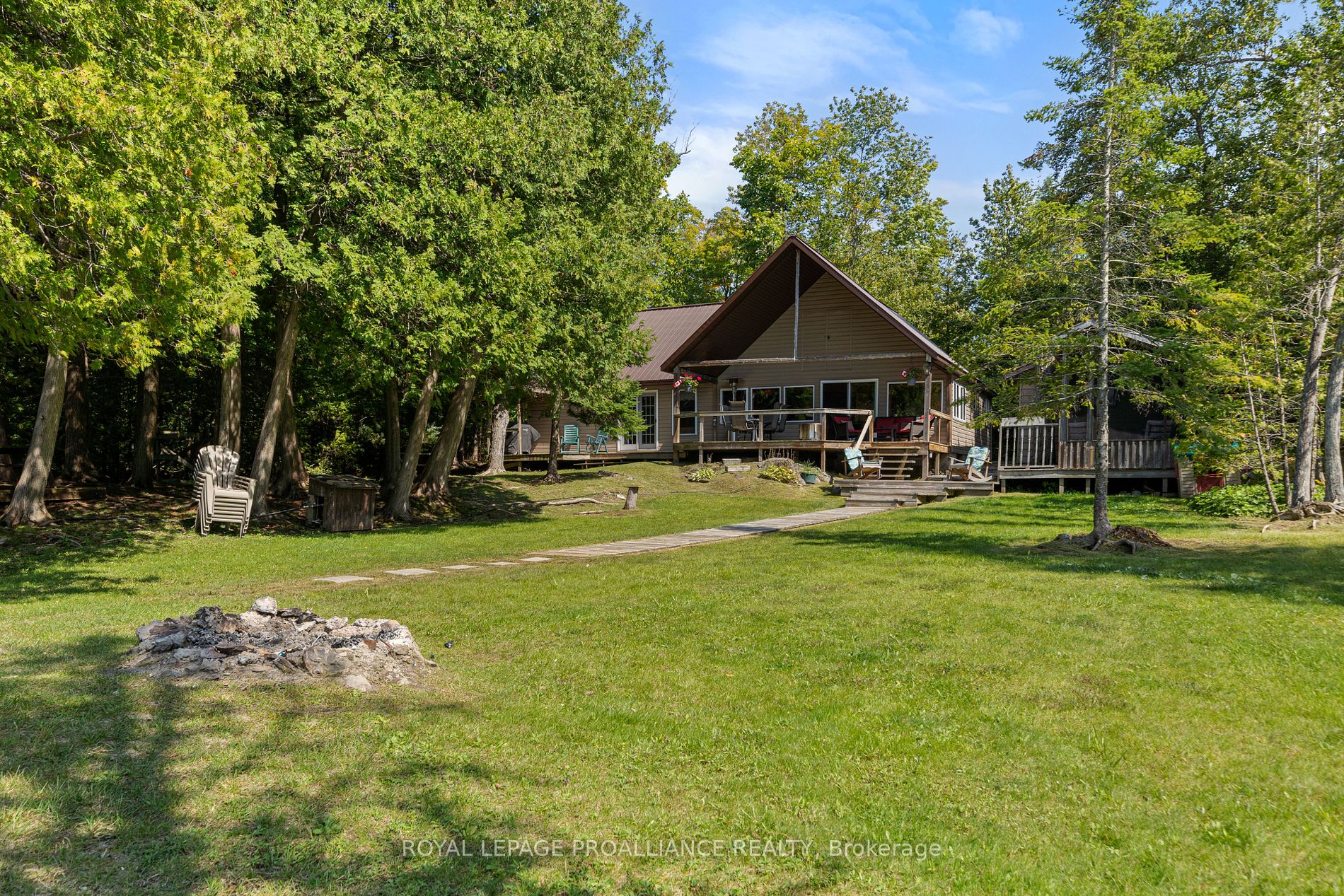 390 Steenburg Lake Rd S, Limerick, Ontario, 