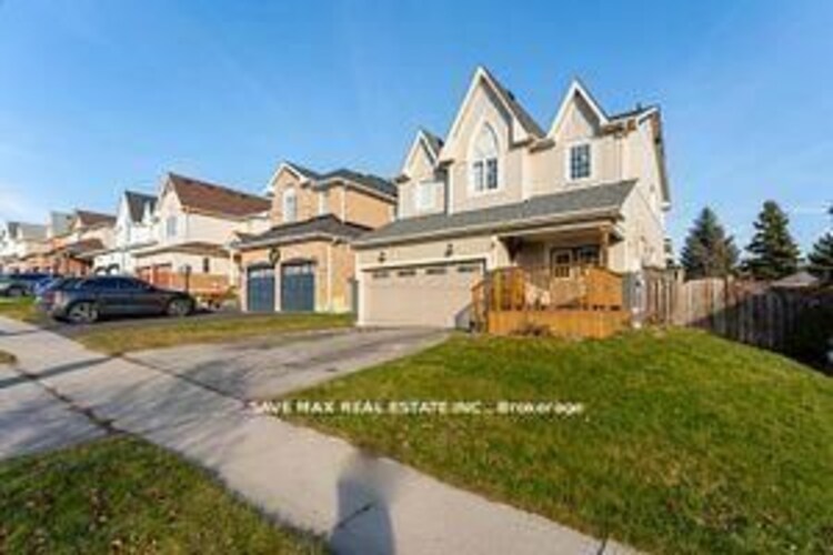 1033 Grandview St N, Oshawa, Ontario, Pinecrest