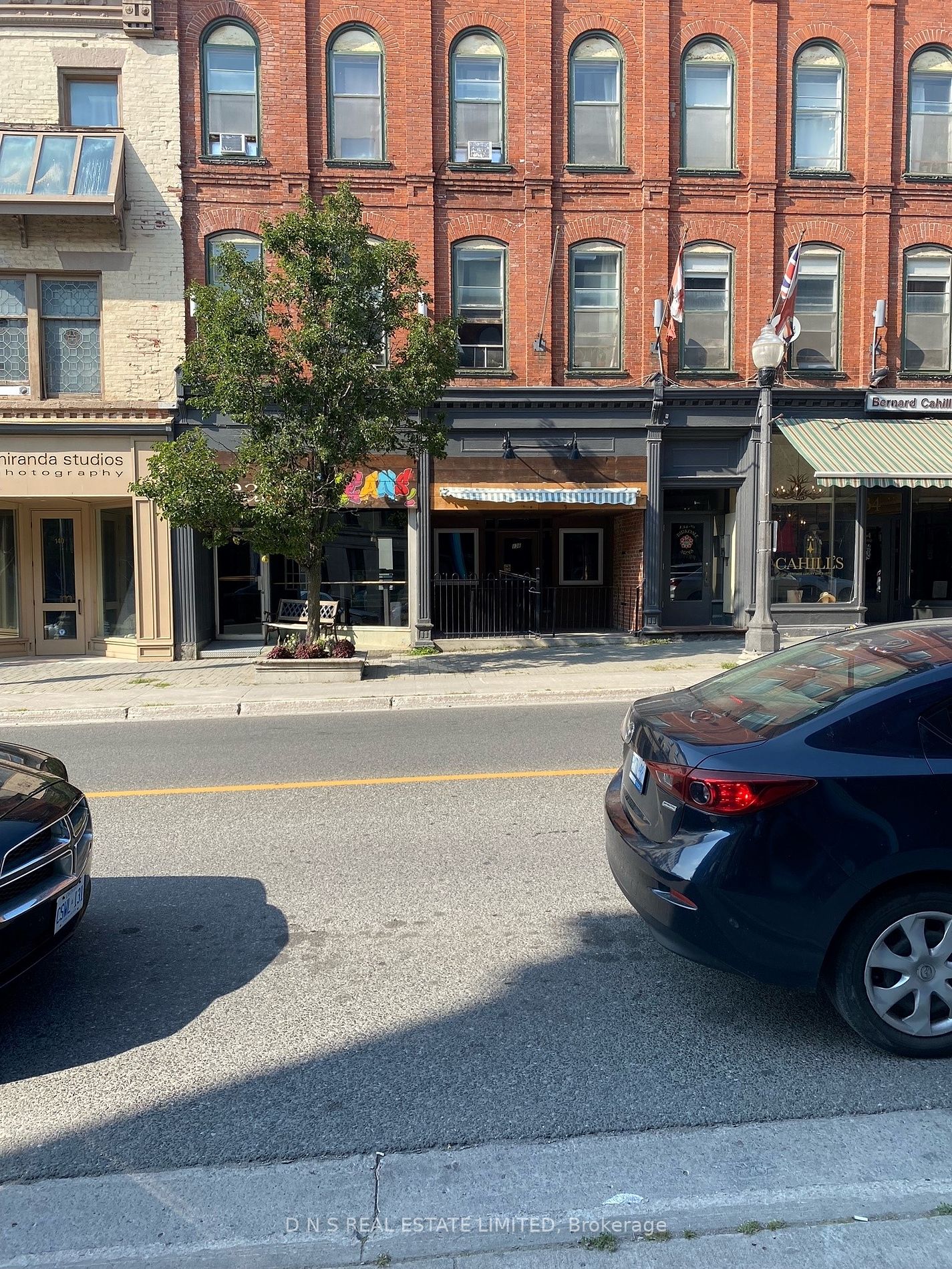 138 Hunter St W, Peterborough, Ontario, Downtown