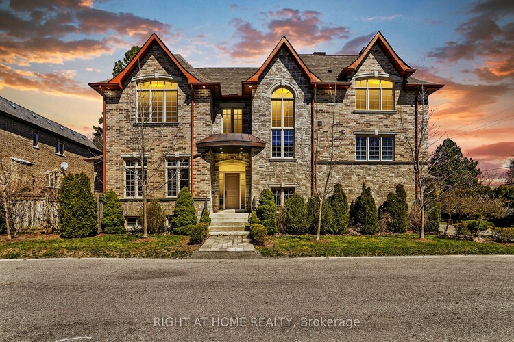 1 Geranium Crt, Toronto, Ontario, Newtonbrook East