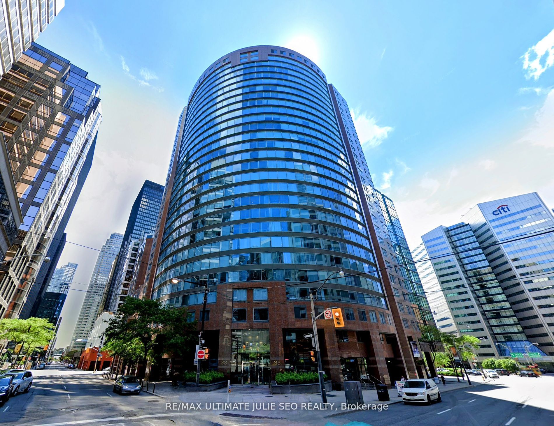 33 University Ave, Toronto, Ontario, Bay Street Corridor