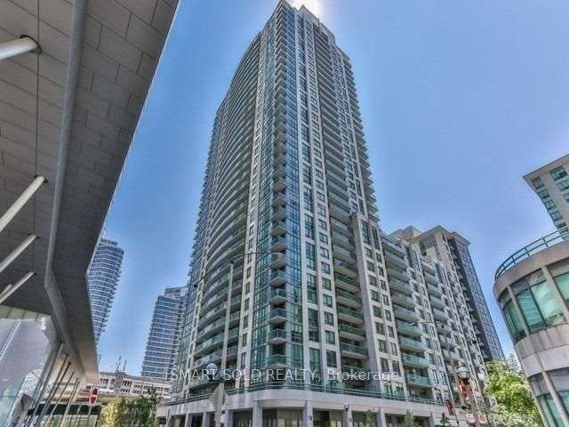 19 Grand Trunk Cres, Toronto, Ontario, Waterfront Communities C1