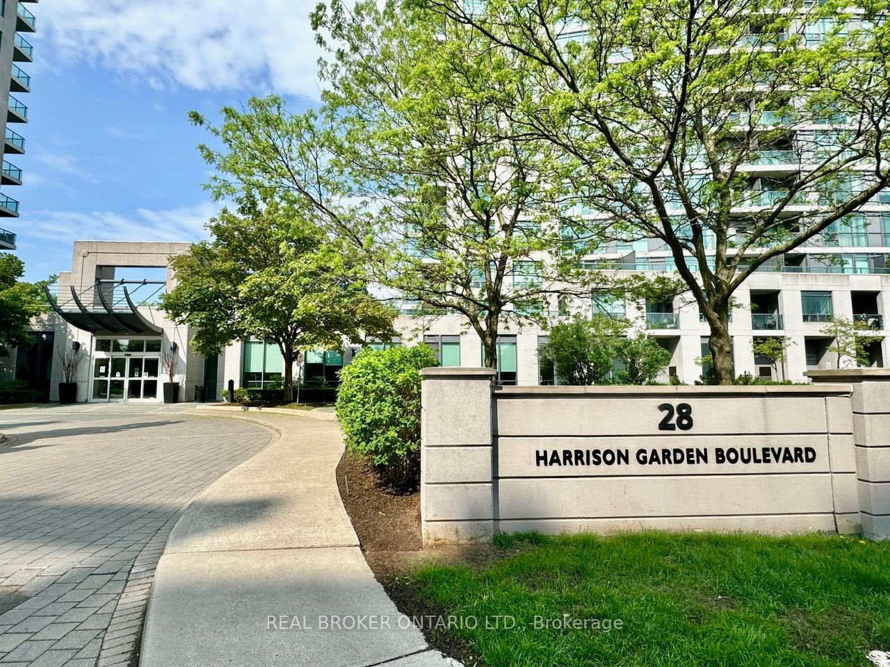 28 Harrison Garden Blvd, Toronto, Ontario, Willowdale East