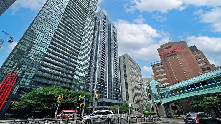 28 Ted Rogers Way, Toronto, Ontario, Church-Yonge Corridor