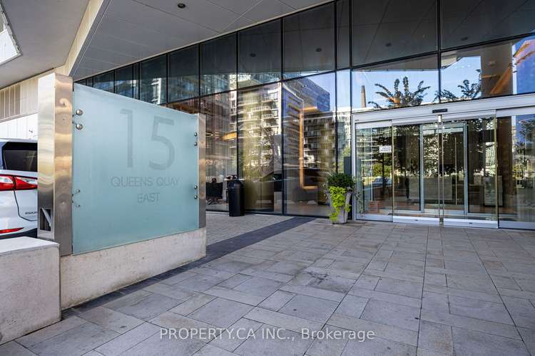 15 Queens Quay E, Toronto, Ontario, Waterfront Communities C8