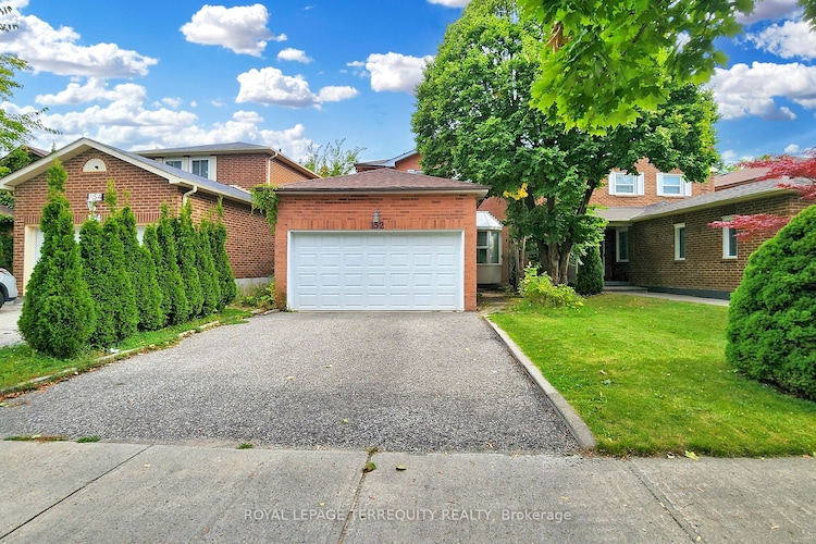 152 Don Head Village Blvd, Richmond Hill, Ontario, North Richvale