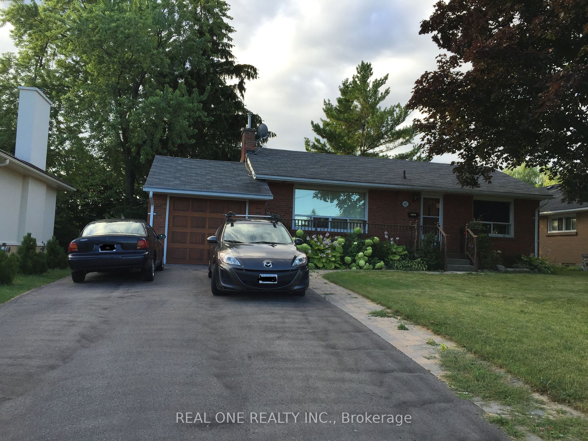 45 River Rd, Mississauga, Ontario, Streetsville