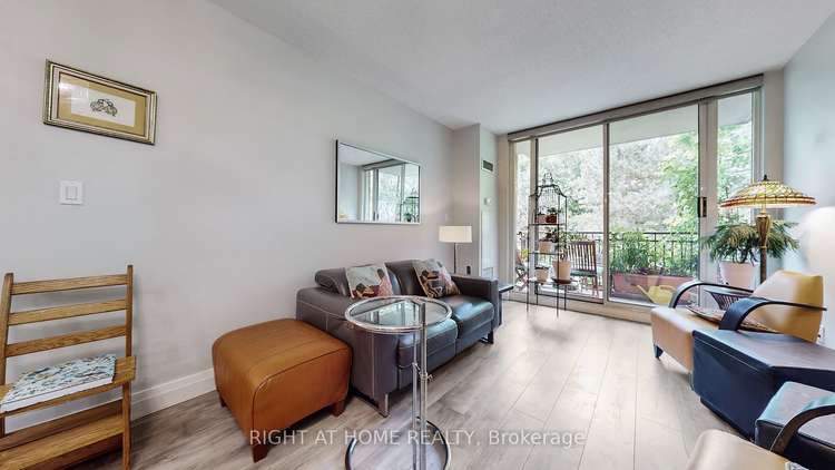 28 William Carson Cres, Toronto, Ontario, St. Andrew-Windfields