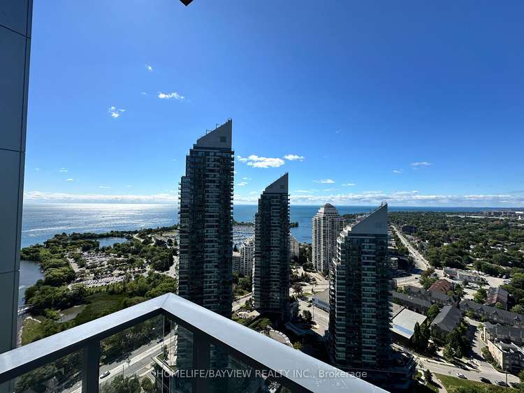 2220 Lake Shore Blvd W, Toronto, Ontario, Mimico