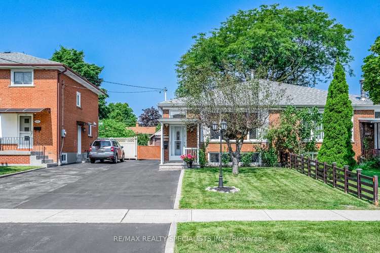 1165 Flagship Dr, Mississauga, Ontario, Applewood