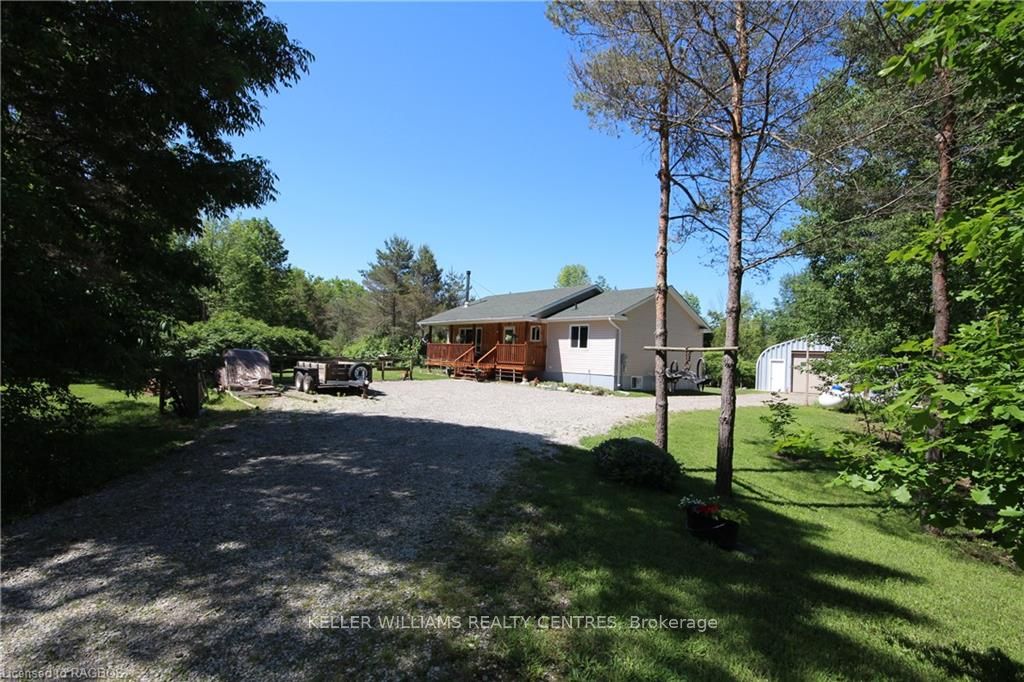 697 Elsinore Rd, South Bruce Peninsula, Ontario, 