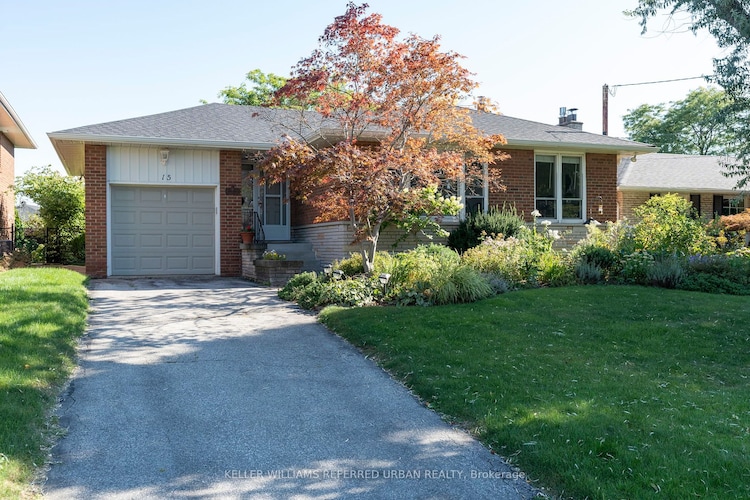 15 Woodthorpe Rd, Toronto, Ontario, Victoria Village