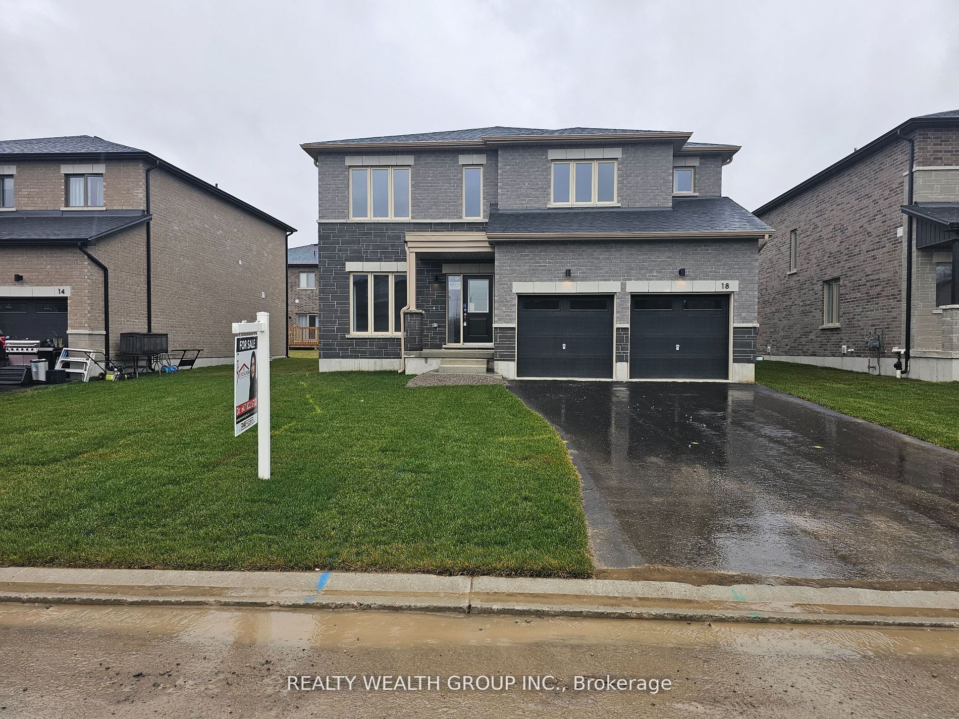 18 Tulip Cres N, Norfolk, Ontario, Simcoe