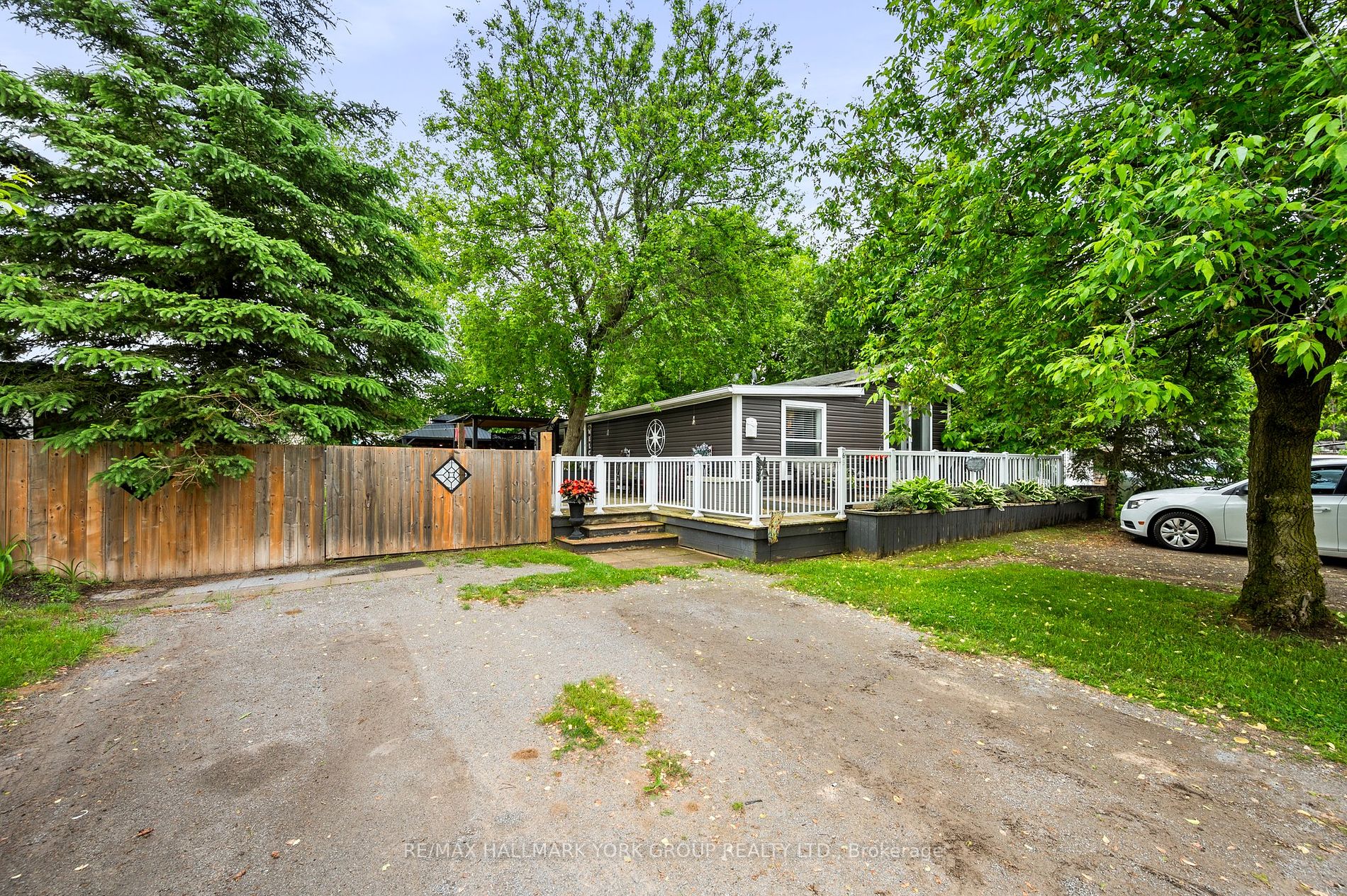 21469 ON-48, East Gwillimbury, Ontario, Mt Albert