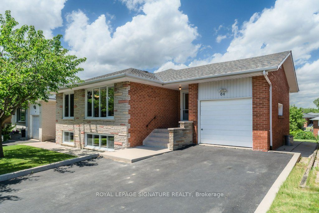 64 RUSCICA Dr, Toronto, Ontario, Victoria Village