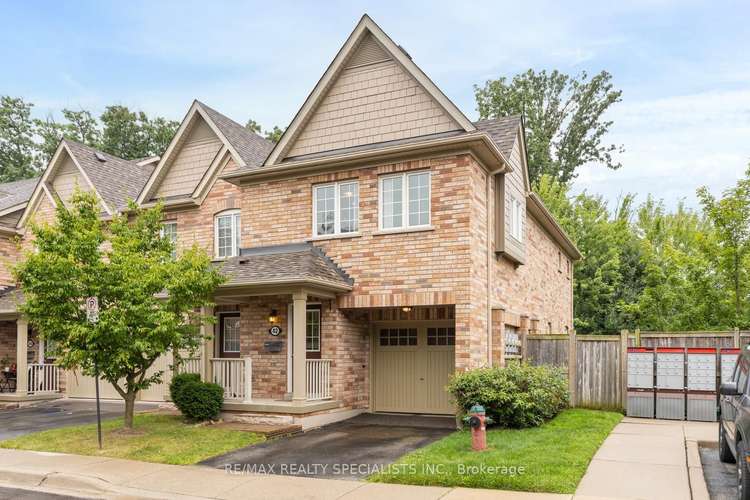 233 DUSKYWING Way, Oakville, Ontario, Bronte West