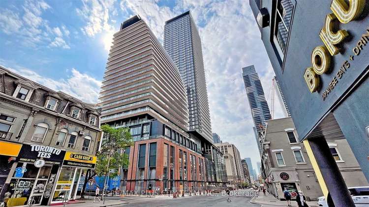 501 Yonge St, Toronto, Ontario, Church-Yonge Corridor