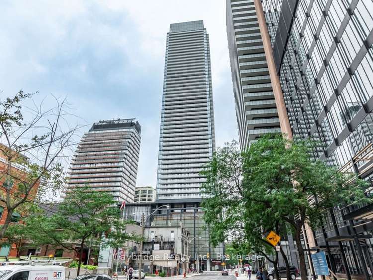 501 Yonge St, Toronto, Ontario, Church-Yonge Corridor