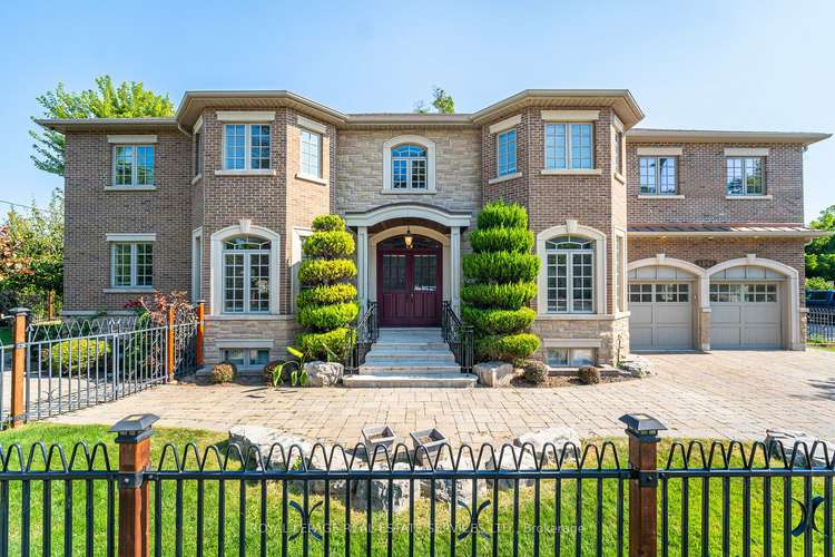 1647 Trotwood Ave, Mississauga, Ontario, Mineola