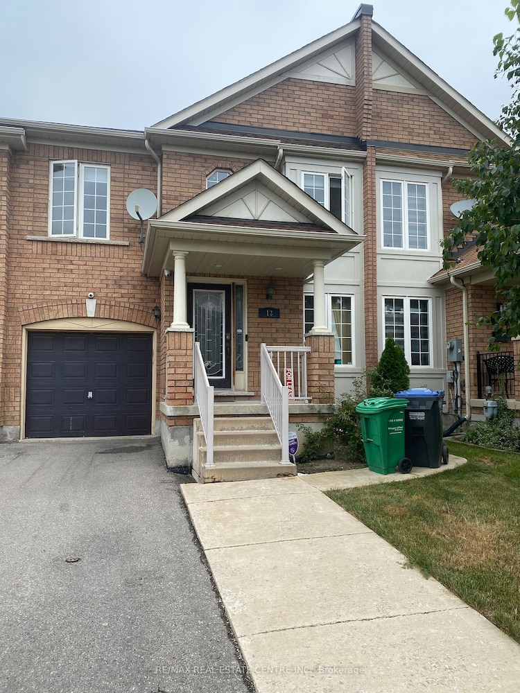 13 Edenfield St, Brampton, Ontario, Sandringham-Wellington