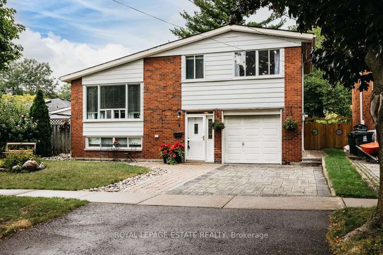 4 Benorama Cres, Toronto, Ontario, Woburn