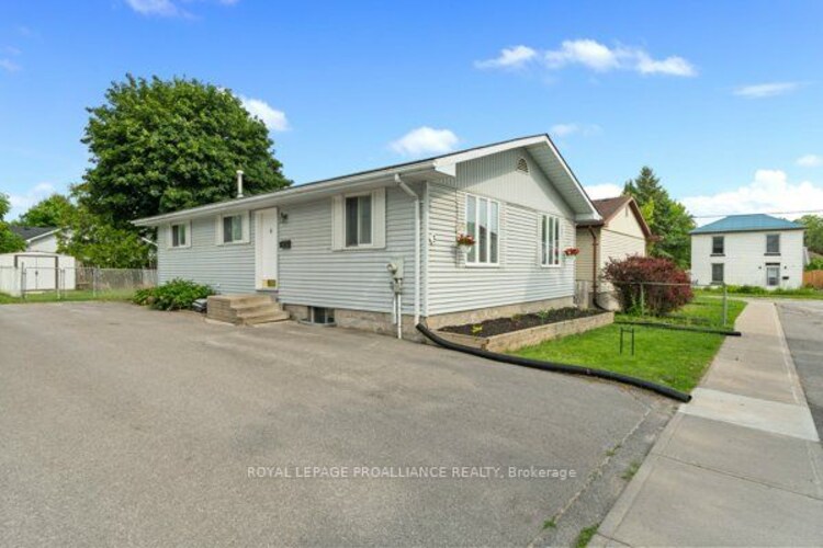 3 Starling St, Belleville, Ontario, 