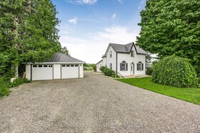 665 4 Line S, Simcoe, ON , MLS #S12381360 , Image - 1