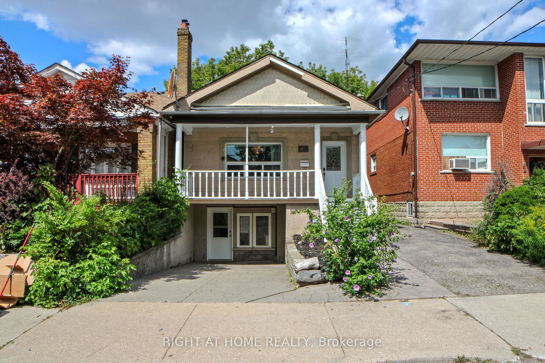 92 Livingstone Ave, Toronto, Ontario, Briar Hill-Belgravia