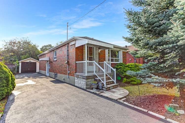 160 North Carson St, Toronto, Ontario, Alderwood