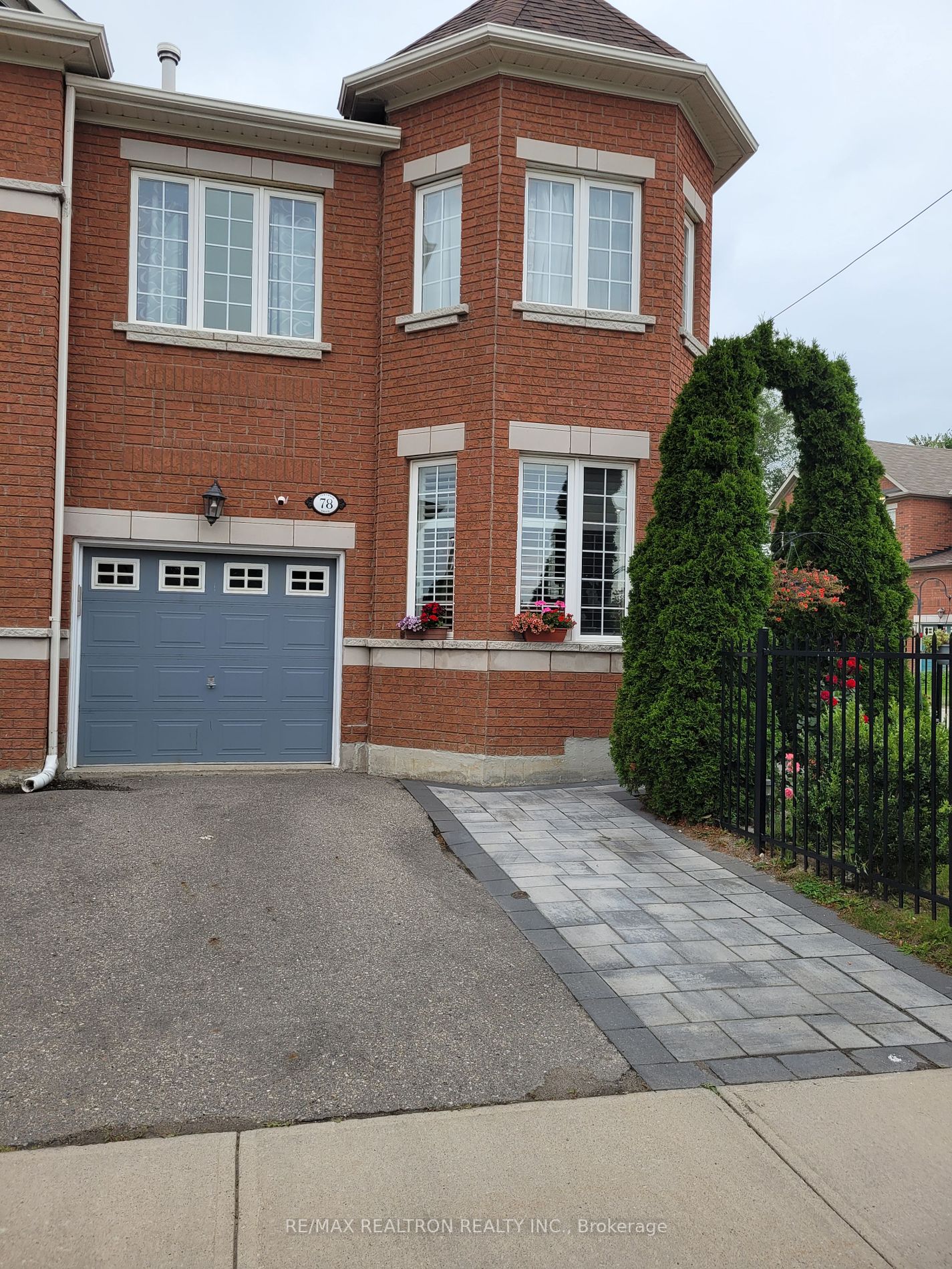 8 Townwood Dr, Richmond Hill, Ontario, Jefferson