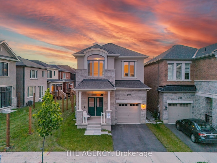 495 Violet Gate, Milton, Ontario, Walker