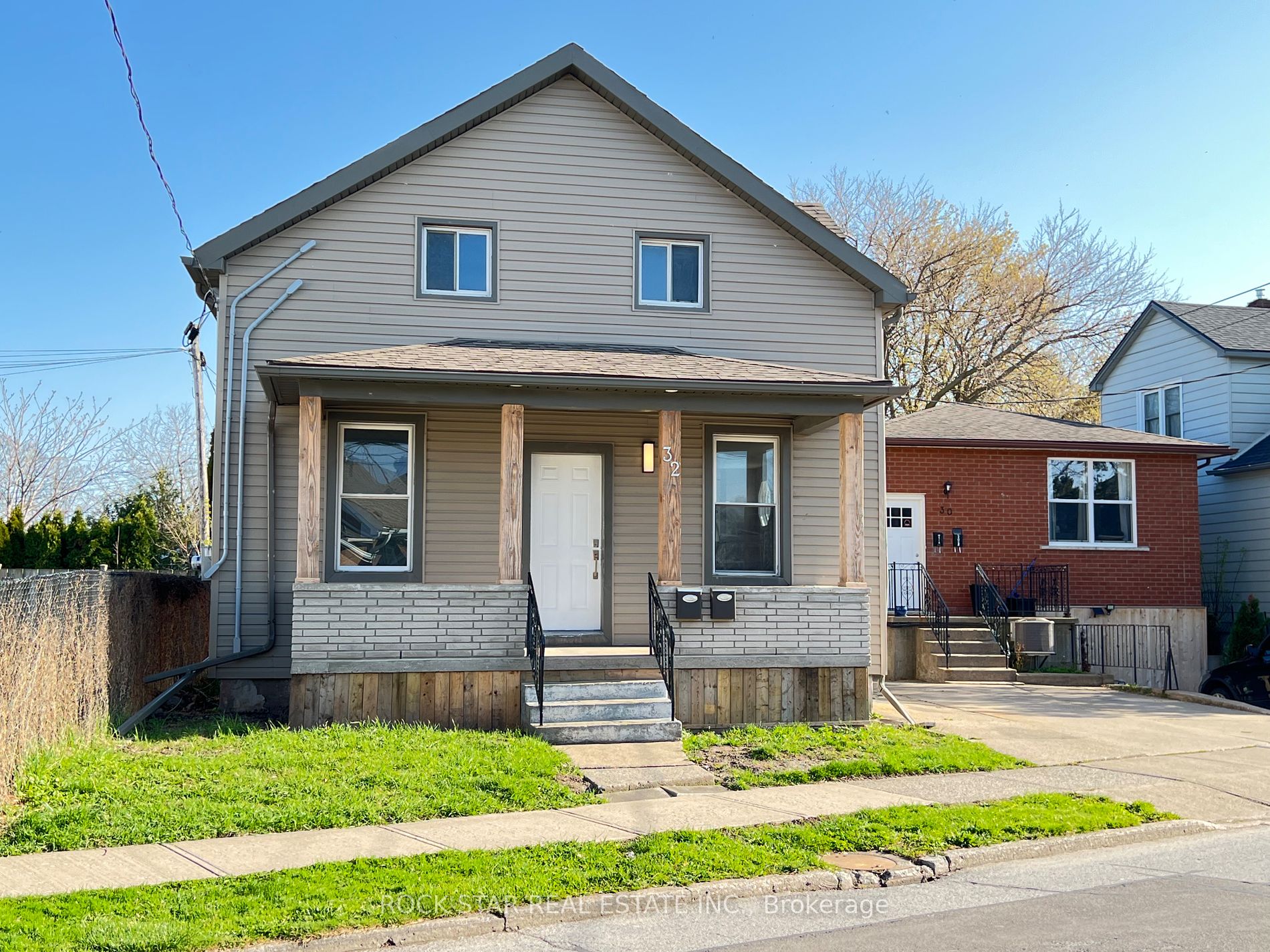 32 Garnet St, St. Catharines, Ontario, 