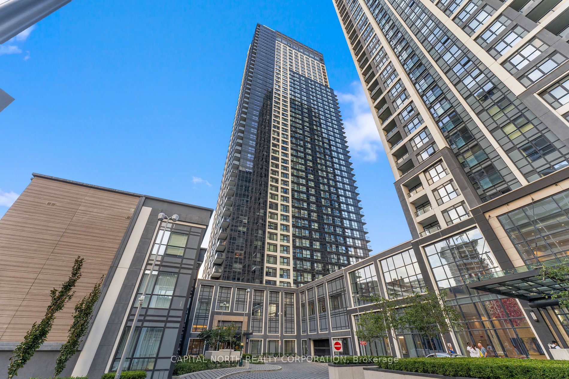 5 Mabelle Ave, Toronto, Ontario, Islington-City Centre West