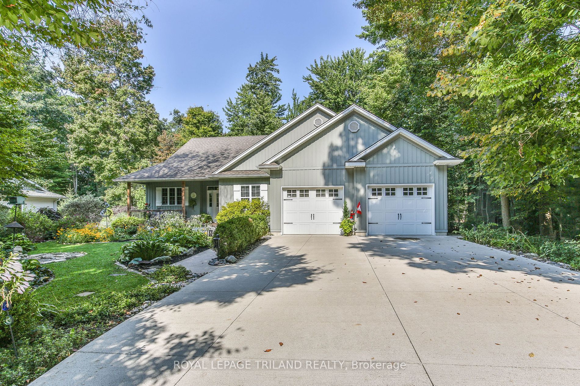 8342 Oakwood Dr, Lambton Shores, Ontario, Lambton Shores